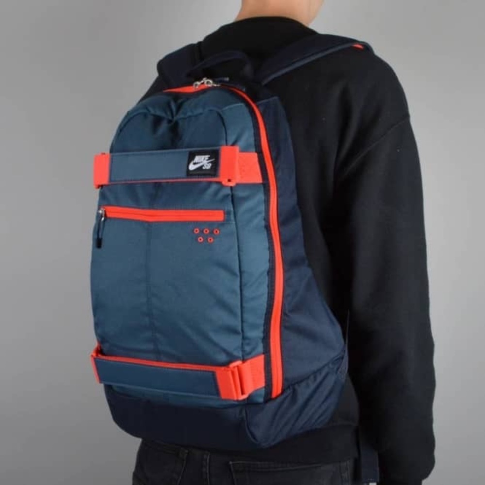 Nike SB Embarca Skate Backpack University